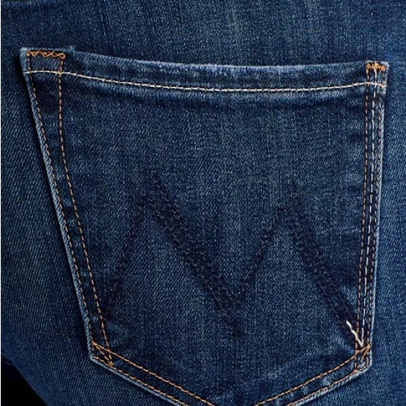 MOTHER The Looker in Dark Blue Flowers from the Storm Skinny Jeans - Picture 2 of 11